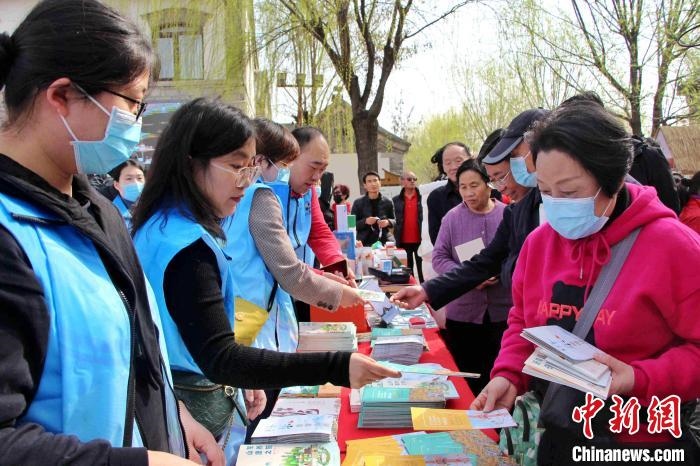 資料圖：山東省文旅廳組織文旅企業(yè)舉行文旅服務(wù)群眾相關(guān)活動?！≮w曉 攝