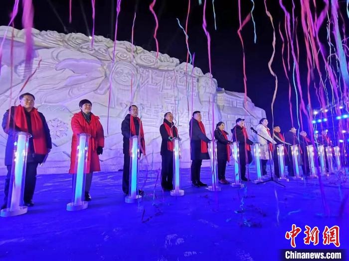 啟動儀式現(xiàn)場。　趙桂華 攝