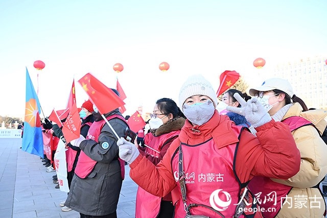 2022年呼和浩特市第七屆徒步迎新活動現(xiàn)場。人民網(wǎng) 劉藝琳攝