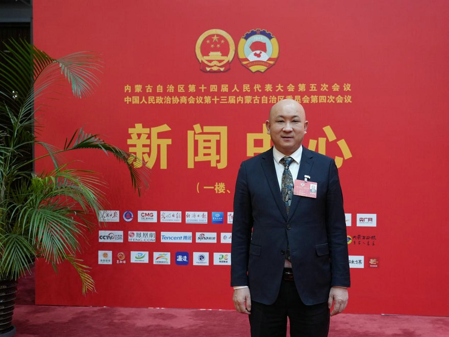 張盛輝1.jpg