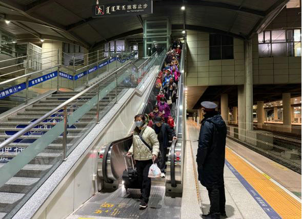 旅游1.jpg
