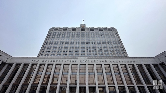 △俄羅斯聯(lián)邦政府大廈。（總臺央視記者范一鳴拍攝）