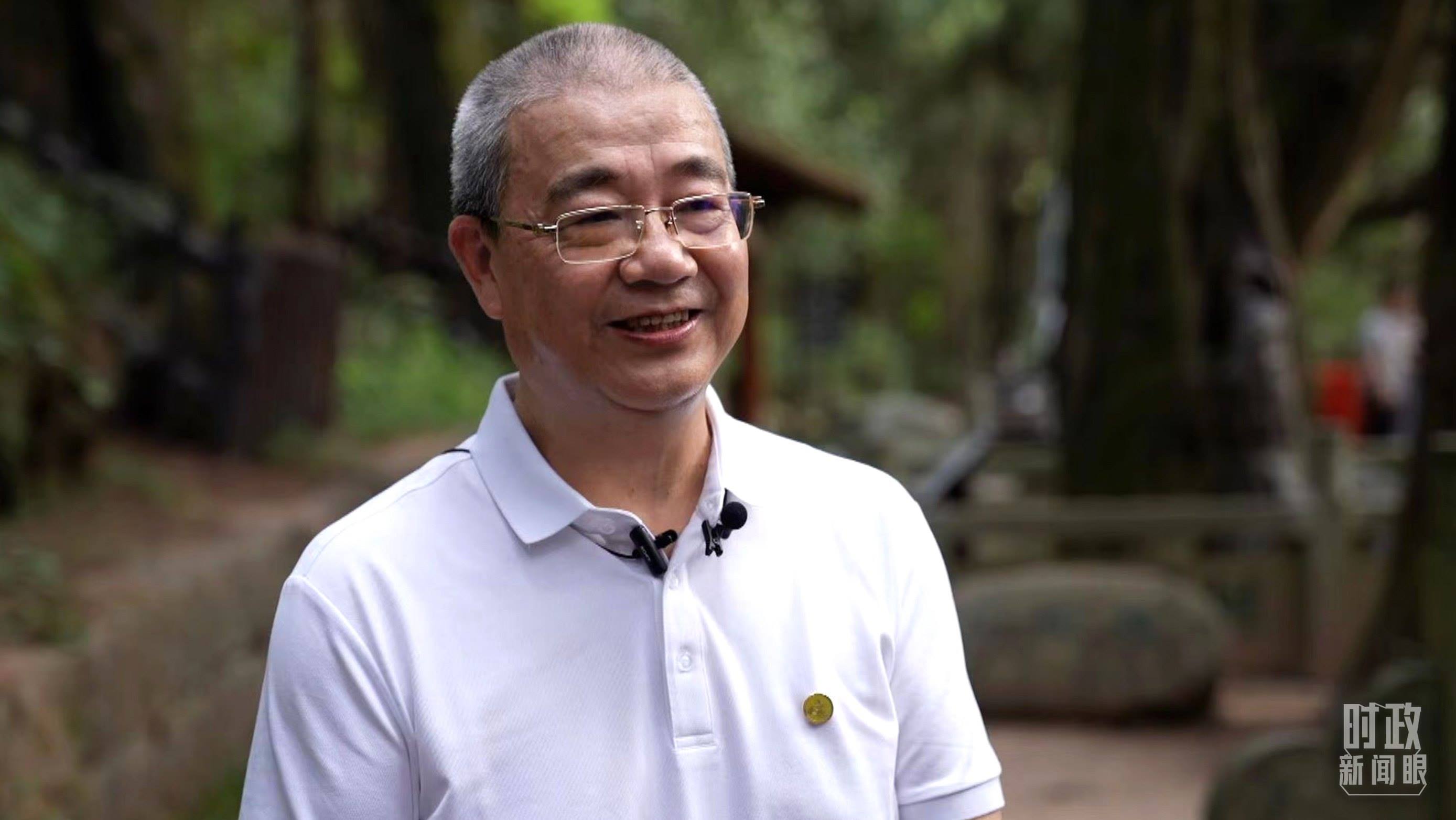 △廣元蜀道文化研究會蔡東洲教授。（總臺央視記者賈林拍攝）