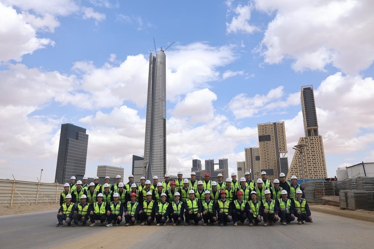 埃及新首都CBD標(biāo)志塔項(xiàng)目青年工程師團(tuán)隊(duì)。 受訪者供圖