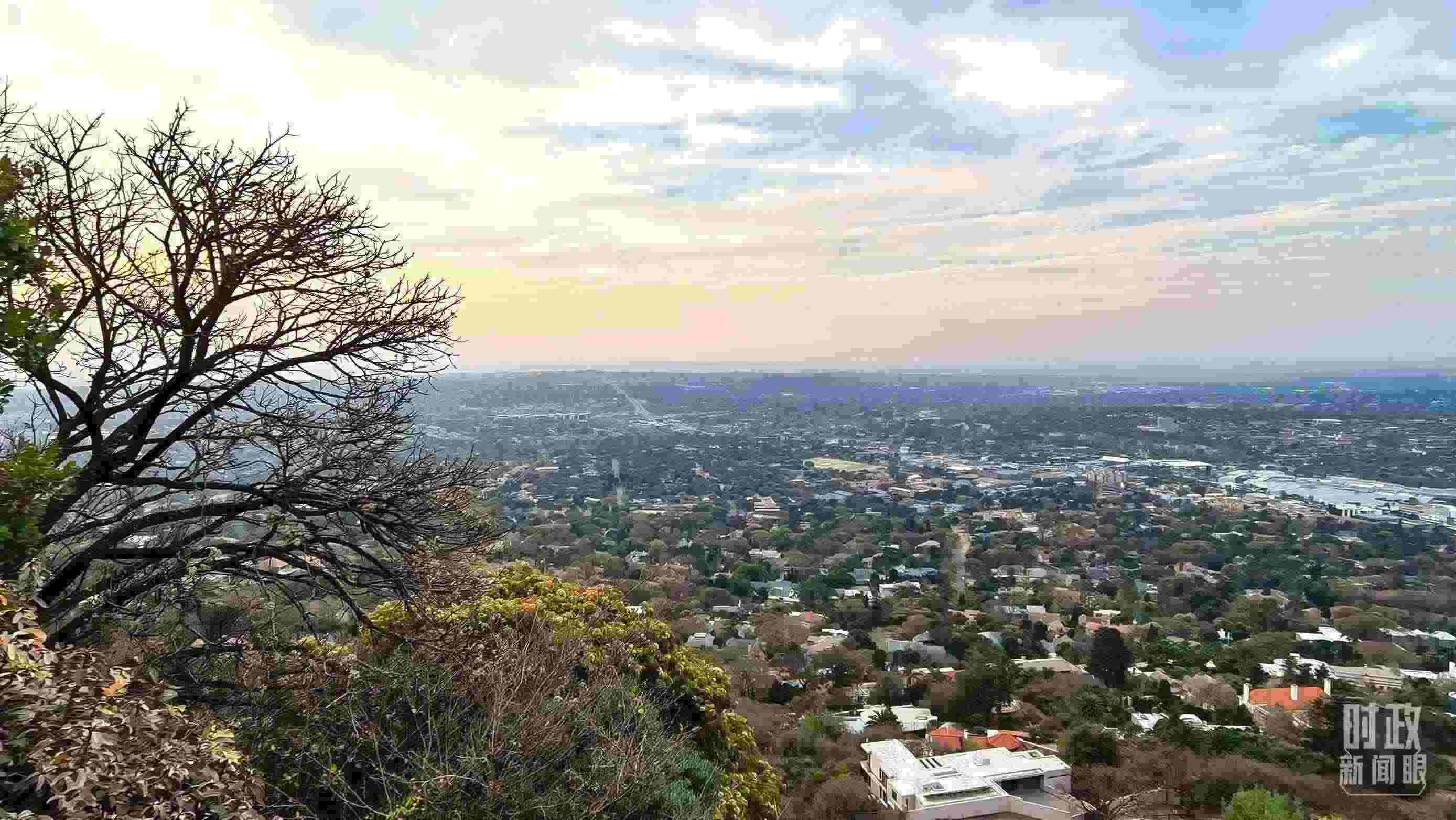 △南非約翰內(nèi)斯堡。（總臺央視記者韓銳拍攝）