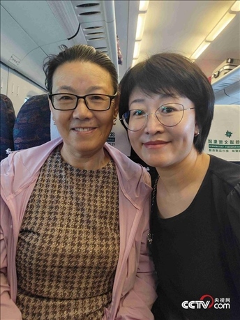 （呼群、寶力母女 受訪者供圖）