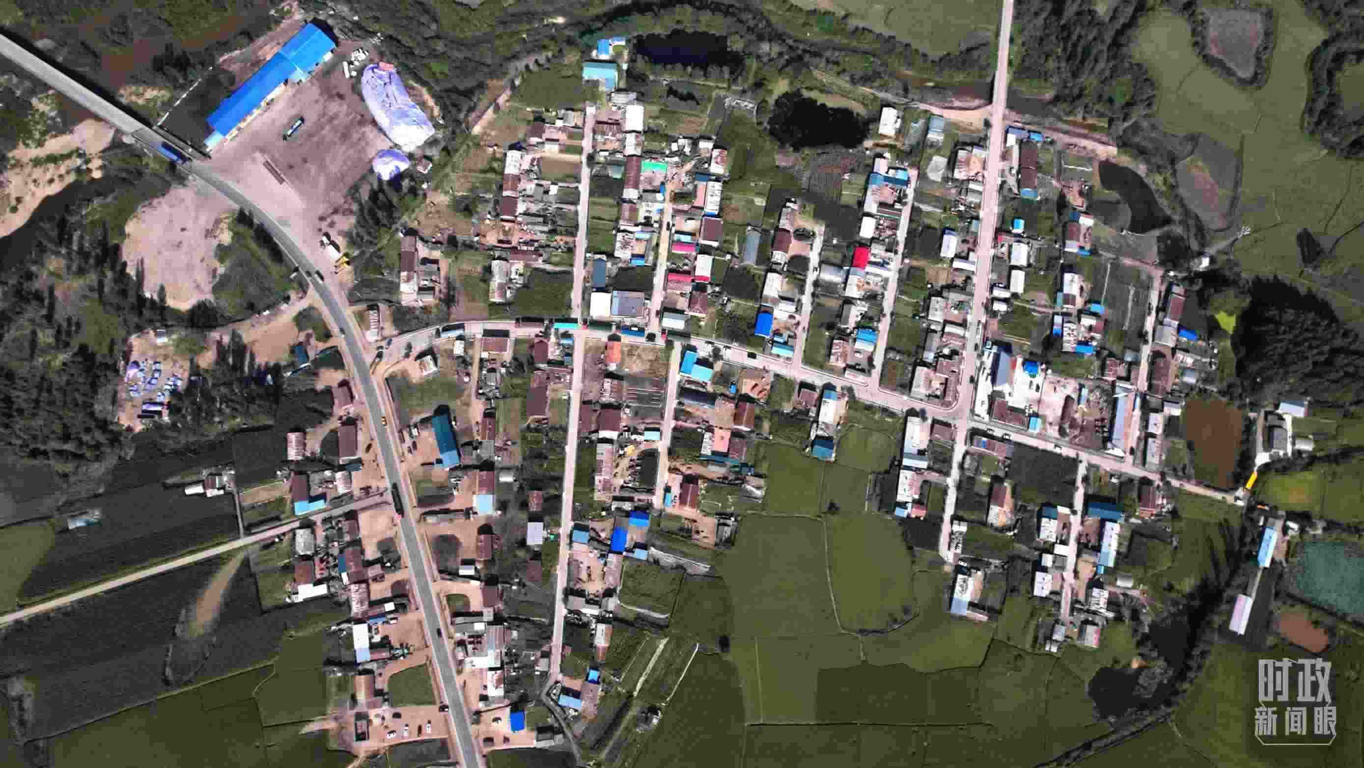 △9月7日，龍王廟村航拍。（總臺(tái)國(guó)廣記者李晉拍攝）