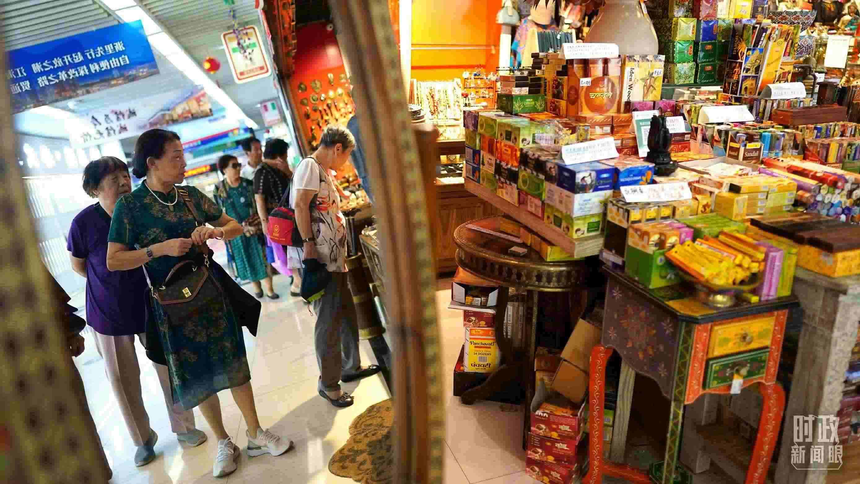 △浙江省金華市義烏國際商貿(mào)城。（總臺國廣記者李晉拍攝）