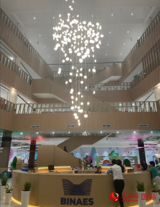 圖為中國援助薩爾瓦多國家圖書館內(nèi)景。 人民網(wǎng)記者 彭敏攝