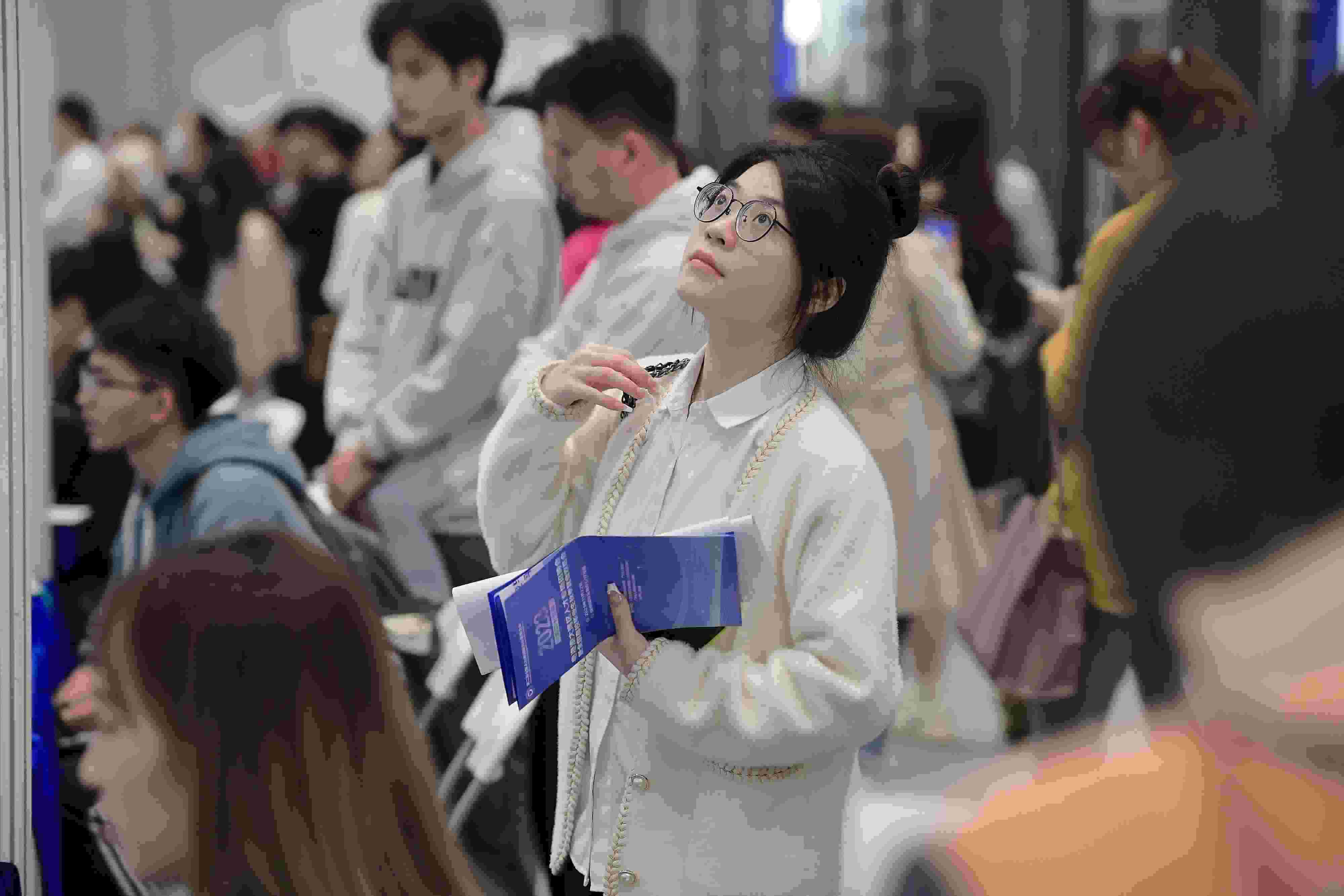  2023年11月22日，2023年粵港澳大灣區(qū)人才專場招聘會暨第27屆全國高校畢業(yè)生秋季就業(yè)雙選會在深圳國際會展中心舉辦。