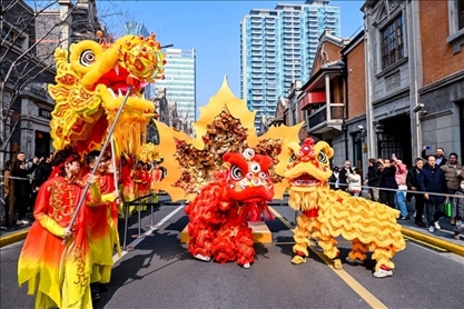 2024年2月10日，上海張園舉辦舞龍舞獅活動(dòng)，為市民和游客獻(xiàn)上一場視覺盛宴。