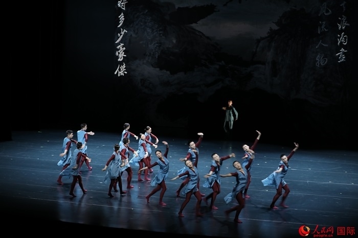 《詩(shī)憶東坡》美國(guó)巡演將持續(xù)2周，在華盛頓、紐約進(jìn)行共計(jì)8場(chǎng)演出。人民網(wǎng)記者 李志偉攝