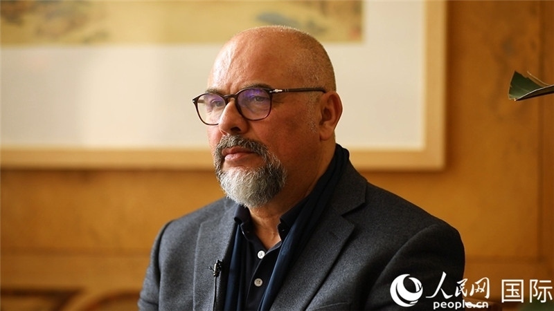 意大利陶瓷城市協(xié)會副會長保羅·馬賽蒂接受人民網(wǎng)專訪。人民網(wǎng) 劉動攝