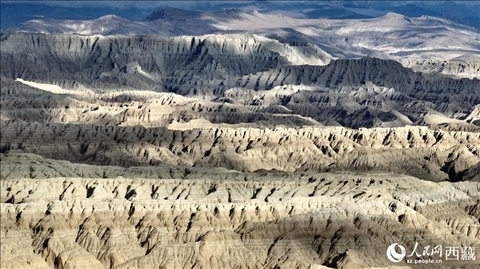 西藏阿里地區(qū)札達土林國家地質(zhì)公園。人民網(wǎng)記者 次仁羅布攝