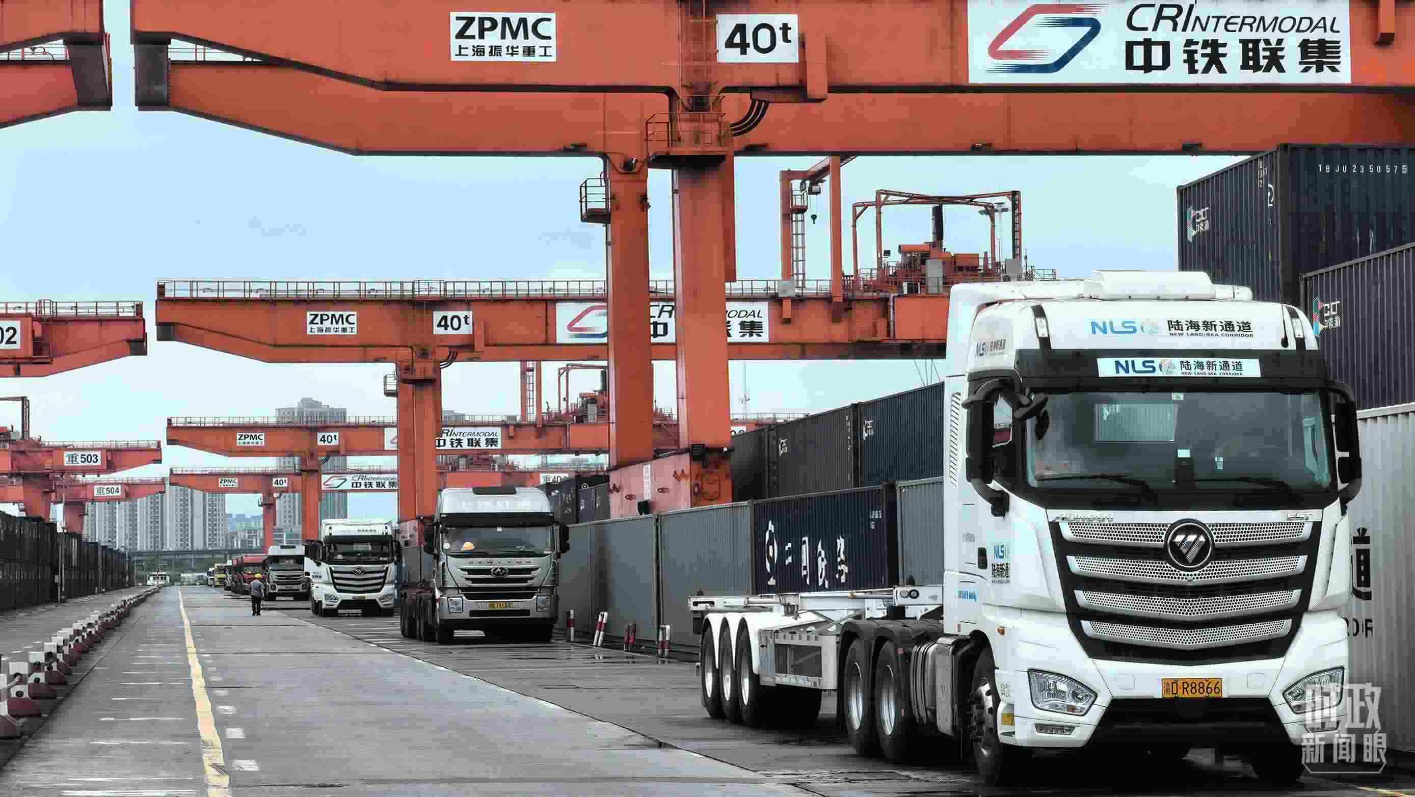 △重慶國際物流樞紐園區(qū)。（總臺央視記者趙化拍攝）