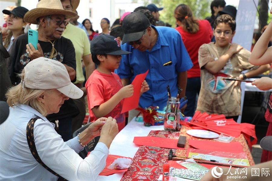 活動(dòng)現(xiàn)場。人民網(wǎng) 埃內(nèi)斯托·多明戈斯攝