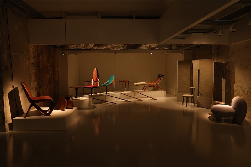 《新生萬物-中國非遺與當(dāng)代設(shè)計(jì)展》展廳。陽光媒體集團(tuán)供圖