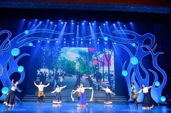 第十屆“歡動(dòng)北京”開幕，12國(guó)青少年向未來(lái)問好