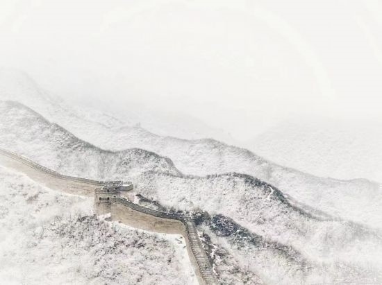 朱銳拍攝的長城雪景。（受訪者供圖）