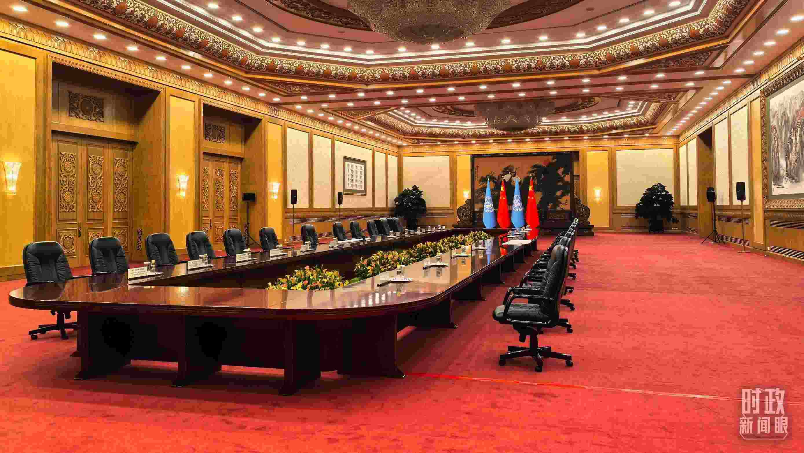  △同聯(lián)合國(guó)秘書(shū)長(zhǎng)古特雷斯的會(huì)見(jiàn)會(huì)場(chǎng)，這是開(kāi)始前的場(chǎng)景。（總臺(tái)央視記者劉瑞琳拍攝）