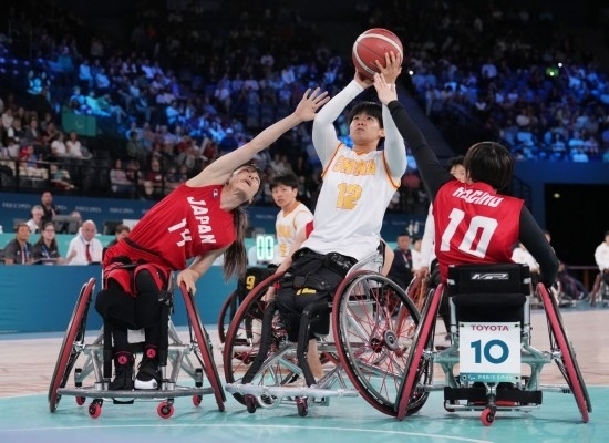巴黎殘奧會｜“撞車、摔倒，我們都習慣了”