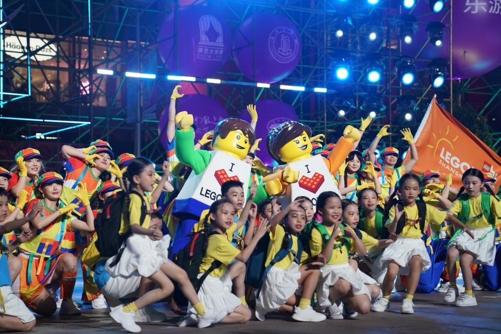 9月14日晚，演員在上海旅游節(jié)開幕式上表演。新華社發(fā)（陳浩明 攝）