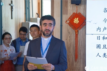 里約天主教大學校長安德森·佩德羅索在活動現(xiàn)場致辭。人民網記者 陳海琪攝