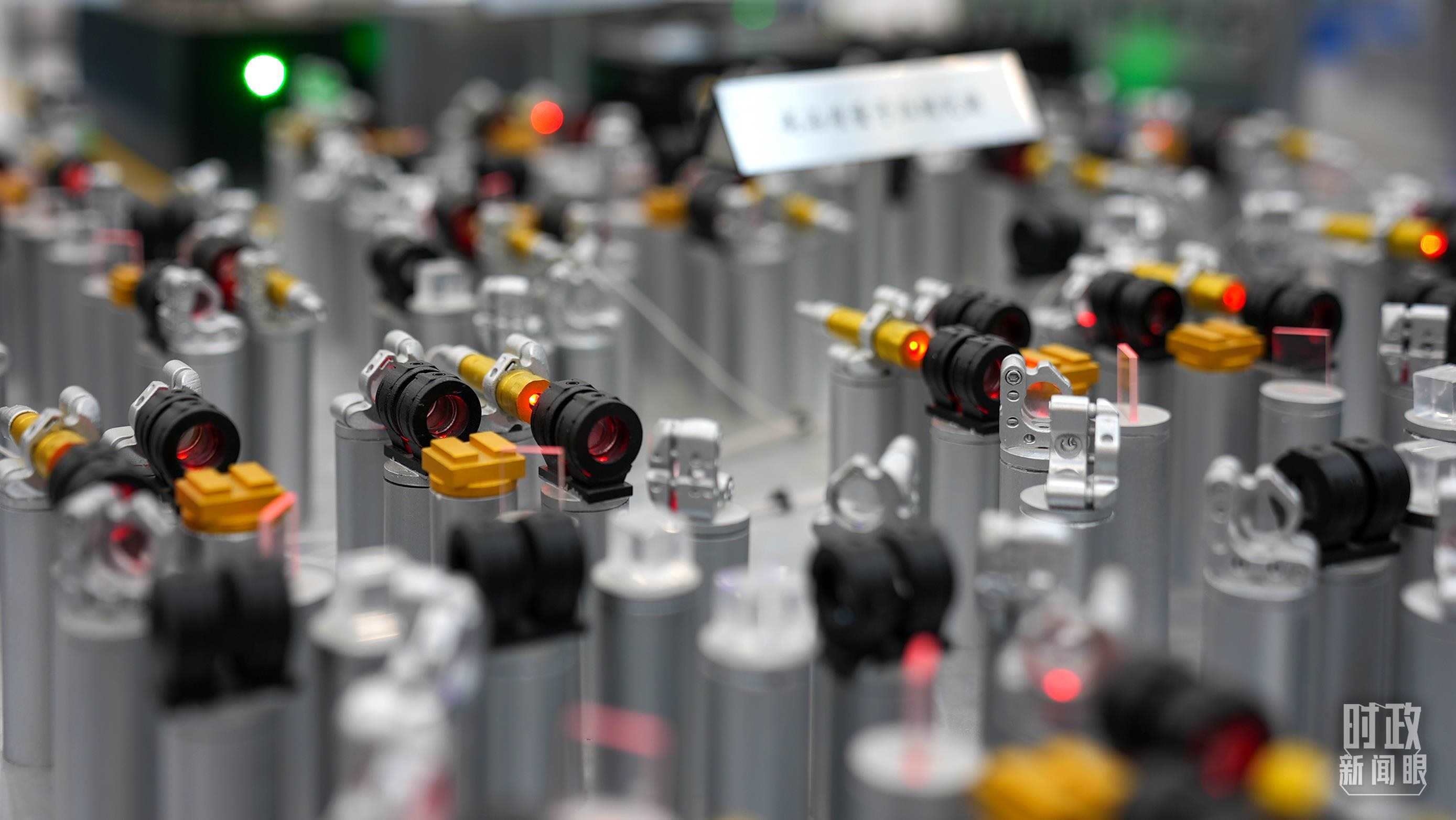 △安徽省重大科技創(chuàng)新成果集中展示的展品。（總臺央視記者金雨秋拍攝）