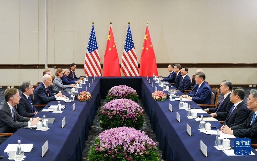 當?shù)貢r間11月16日下午，國家主席習近平在利馬同美國總統(tǒng)拜登舉行會晤。新華社記者 丁林 攝