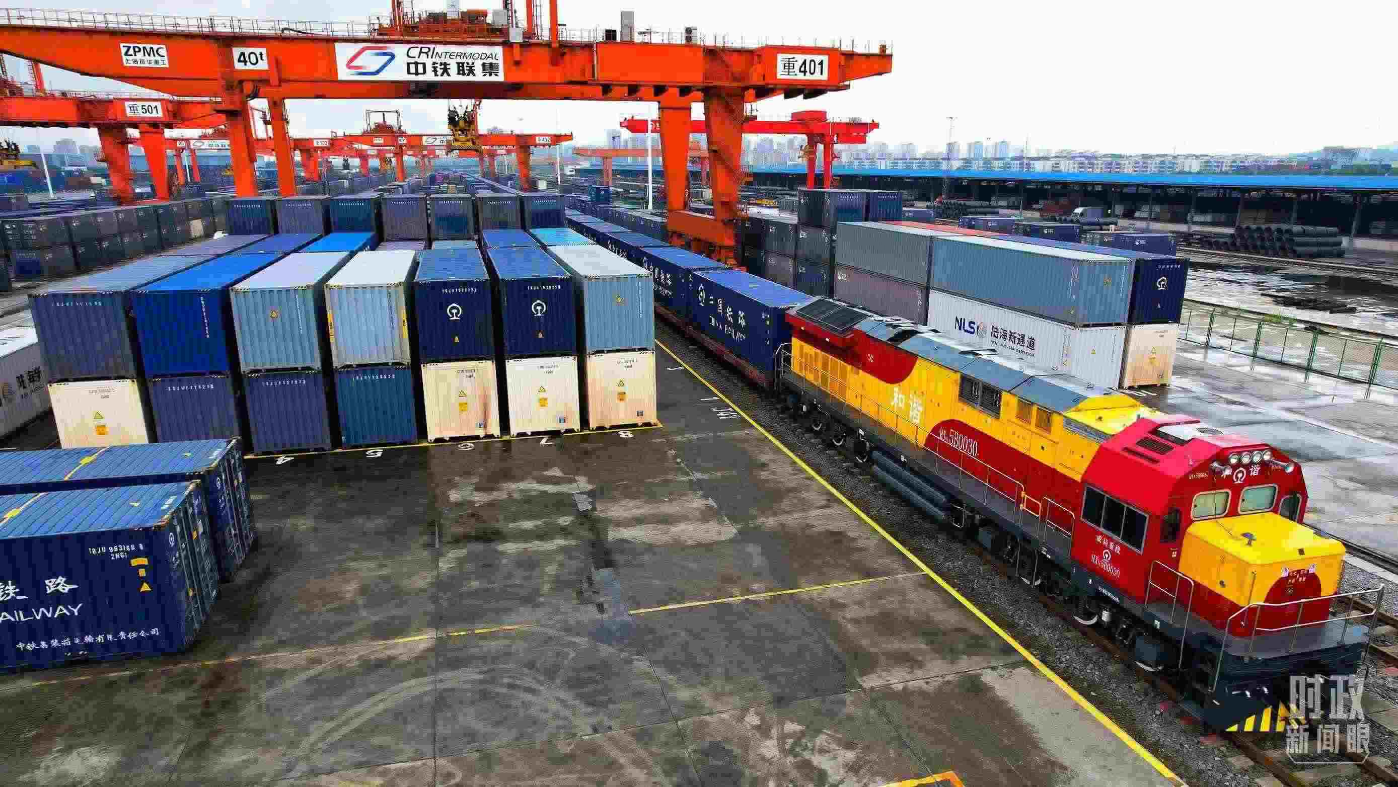 △重慶國際物流樞紐園區(qū)。（總臺(tái)記者劉雨拍攝）