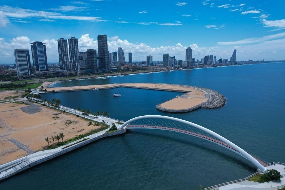 這是2024年10月26日在斯里蘭卡科倫坡港口城拍攝的城市風(fēng)光。新華社發(fā)（科倫坡港口城供圖）