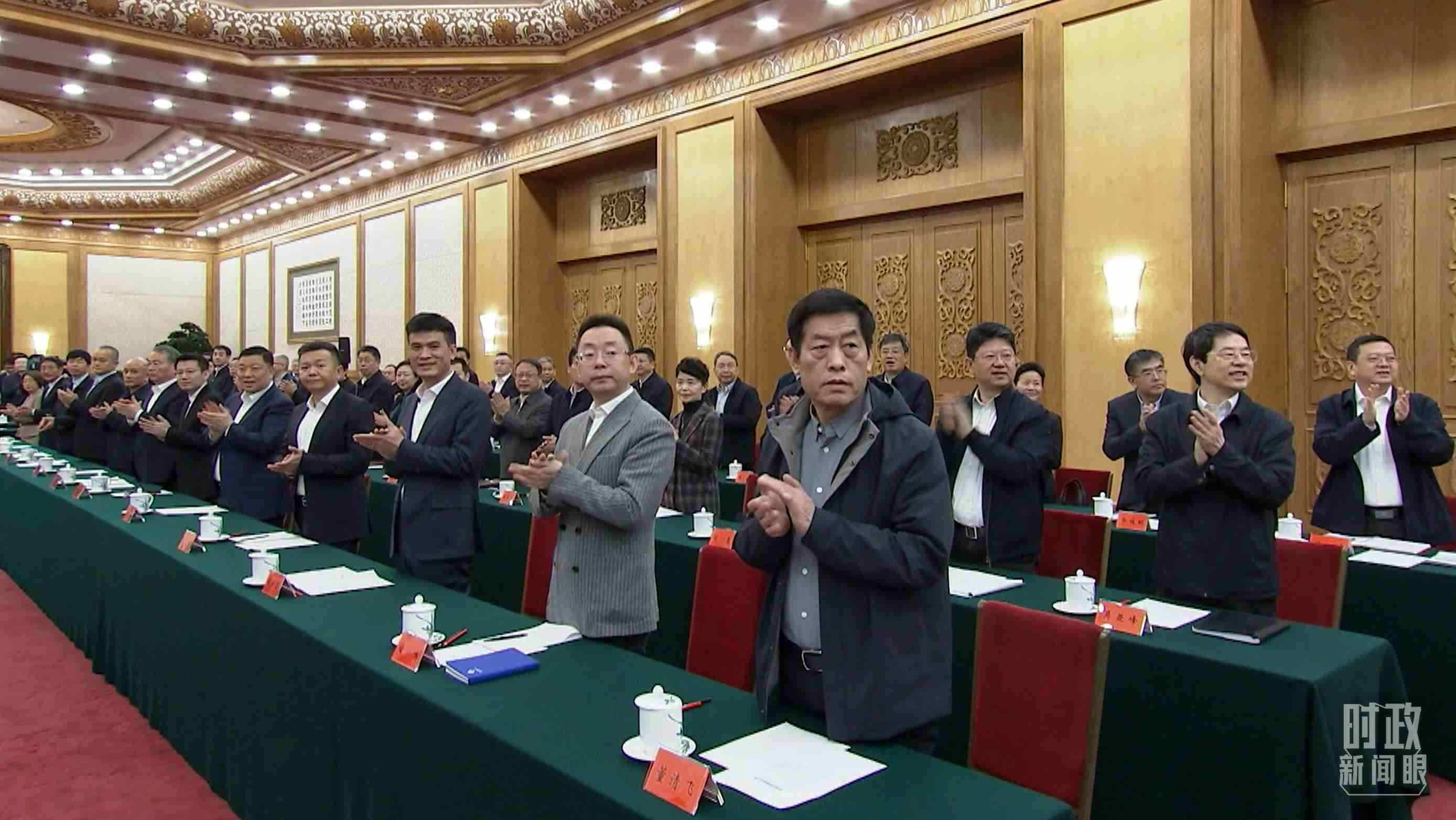 △2月17日，民營(yíng)企業(yè)座談會(huì)現(xiàn)場(chǎng)。