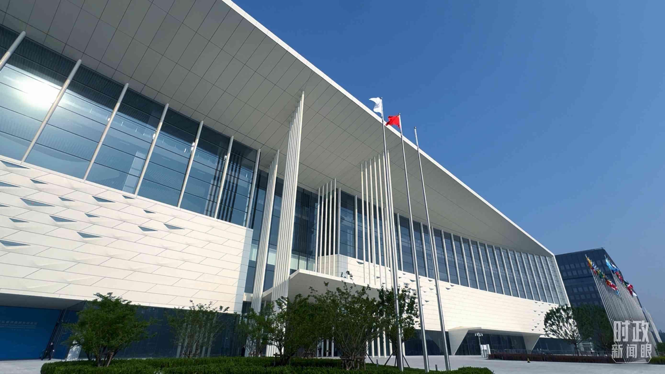 中拉論壇第四屆部長(zhǎng)級(jí)會(huì)議開幕式在國(guó)家會(huì)議中心舉行。（總臺(tái)央視記者蔣碩拍攝）