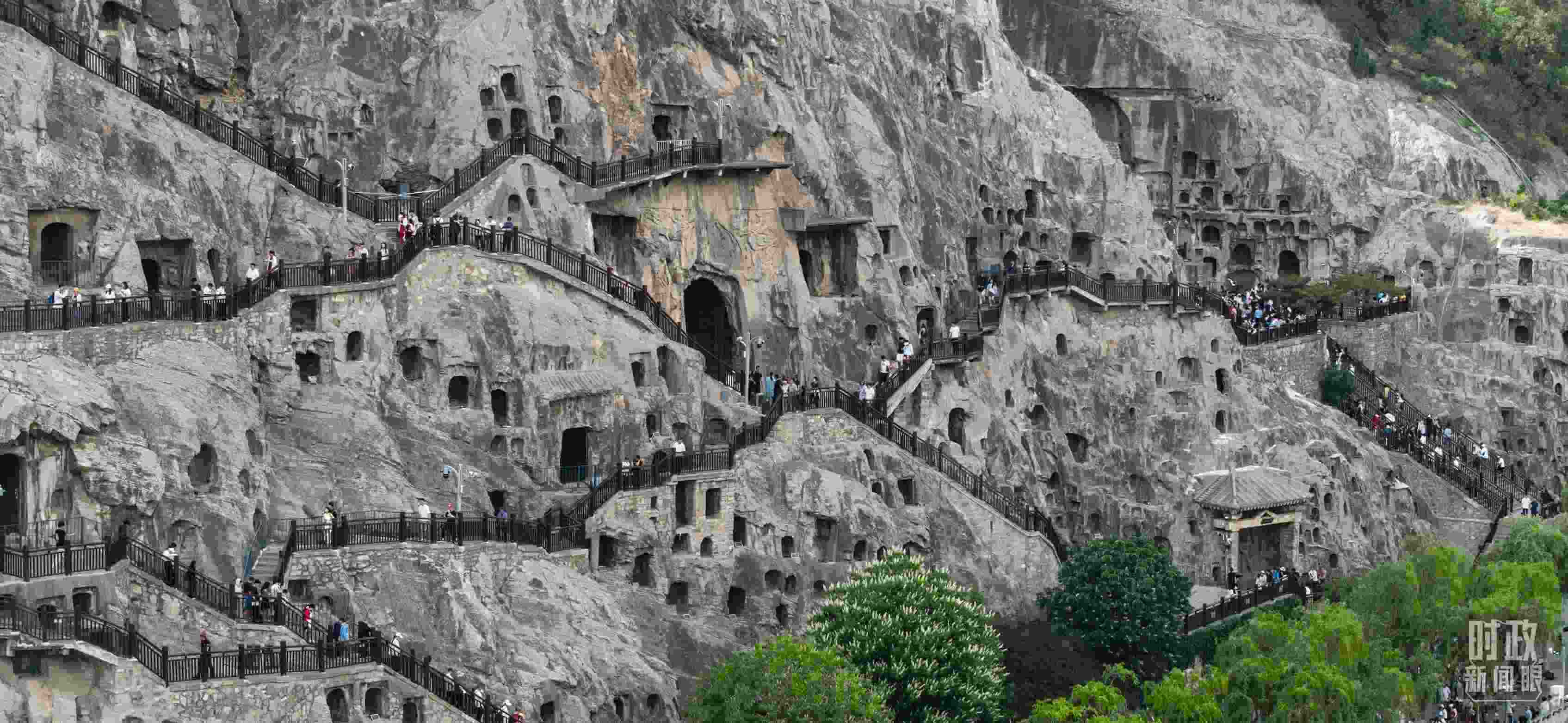 △龍門石窟。（總臺國廣記者李晉拍攝）